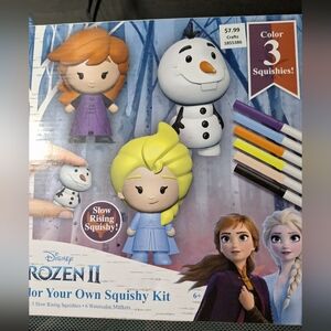 🎁Disney Frozen II Squishy Coloring Set with Purple and Blue